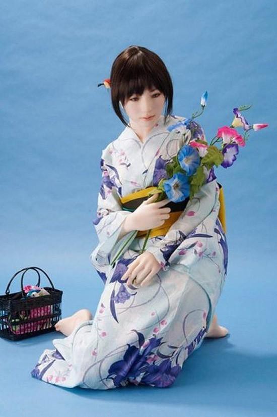 Японцы увлеклись силиконовыми подружками про любовь, резиновые куклы, япония