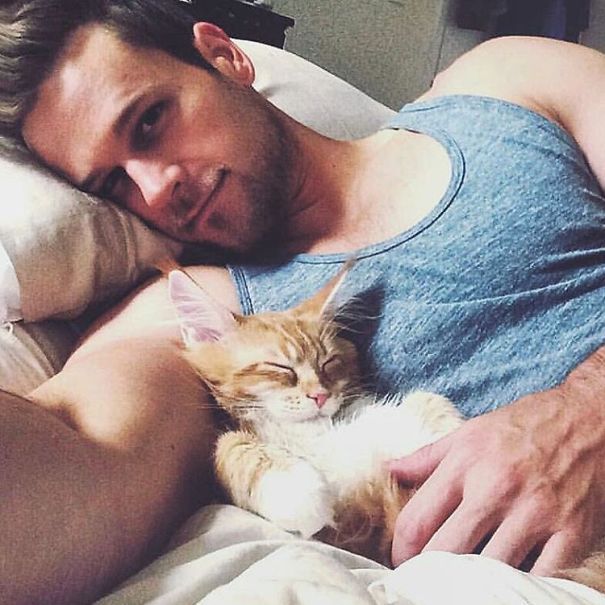 hot-dudes-with-kittens-instagram-68__605
